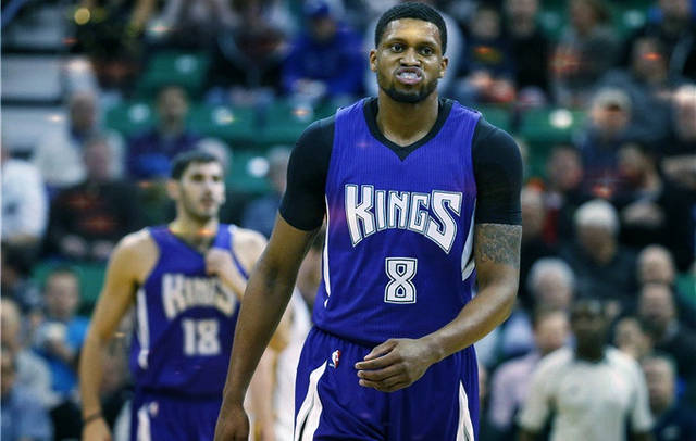 为年轻边锋 为年轻边锋