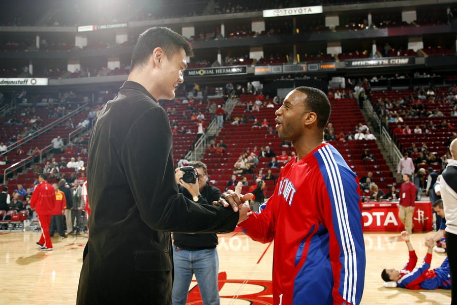 在更广阔的 在更广阔的